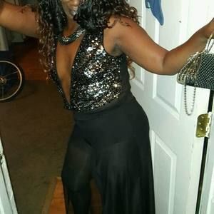 Meet your Posher, Lynetter